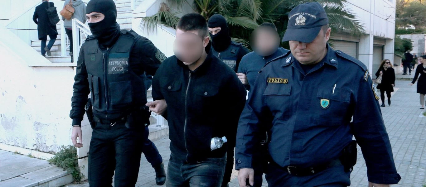 Καταδικάστηκε και για τον βιασμό 19χρονης ΑμεΑ ο Αλβανός δολοφόνος της Ε.Τοπαλούδη - «Λέει ψέματα, της άρεσα»